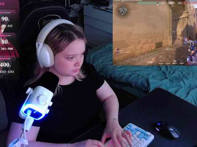 AlinaAdams webcam
