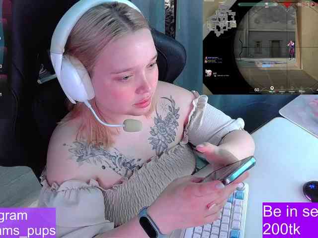 AlinaAdams webcam