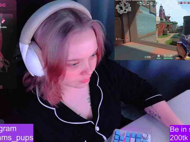 AlinaAdams webcam