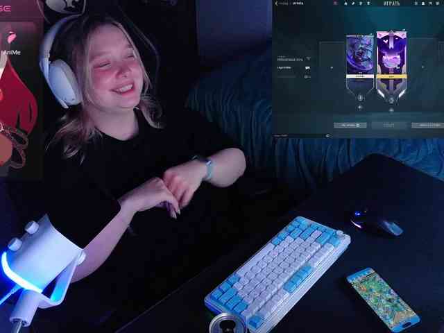 AlinaAdams webcam