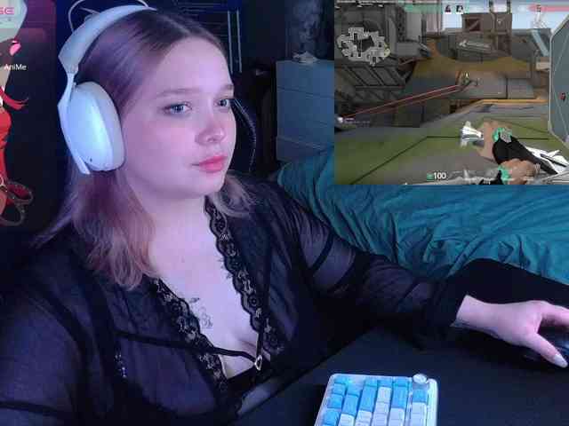 AlinaAdams webcam