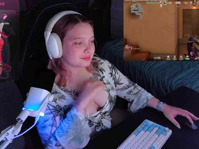 AlinaAdams webcam