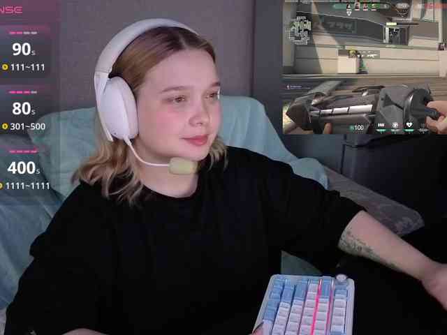 AlinaAdams webcam