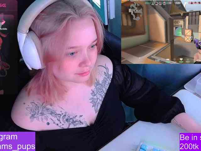 AlinaAdams webcam