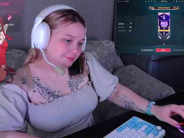 AlinaAdams webcam
