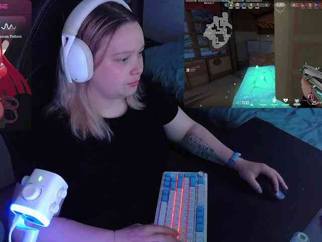 AlinaAdams webcam