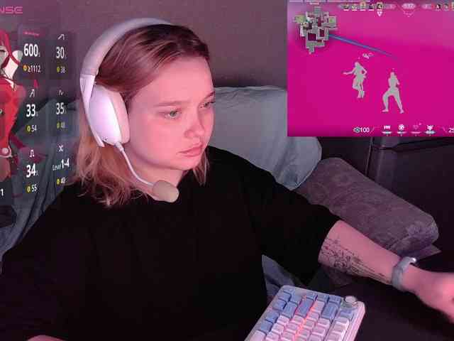 AlinaAdams webcam