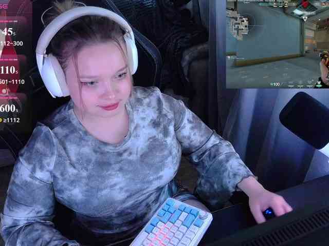 AlinaAdams webcam
