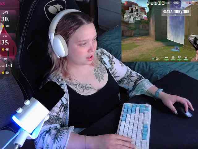 AlinaAdams webcam