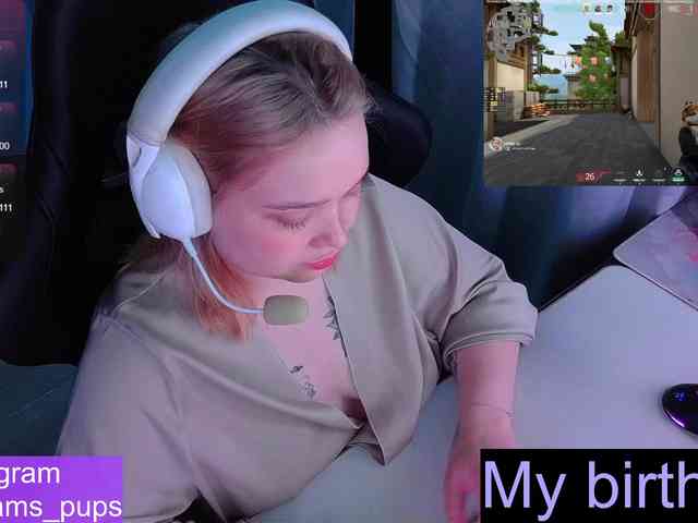 AlinaAdams webcam