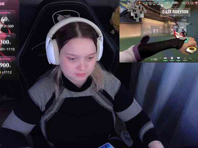AlinaAdams