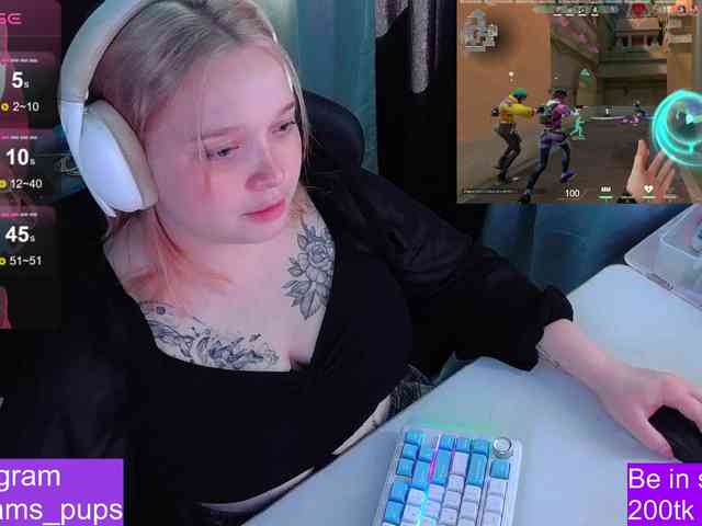 AlinaAdams webcam