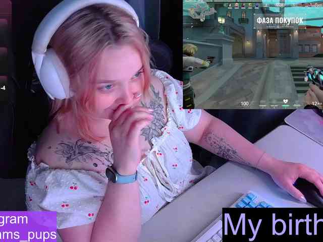 AlinaAdams webcam