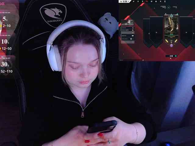 AlinaAdams webcam