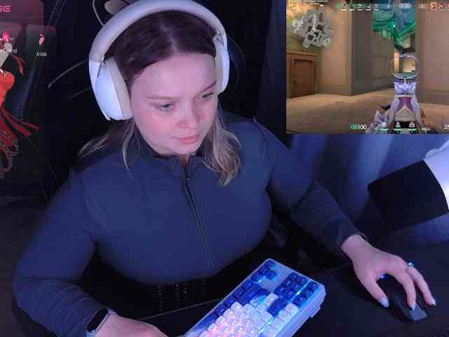 AlinaAdams webcam