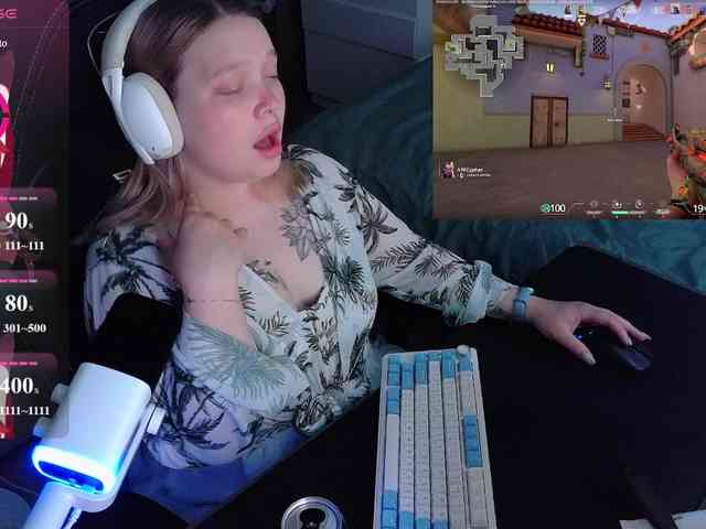 AlinaAdams webcam