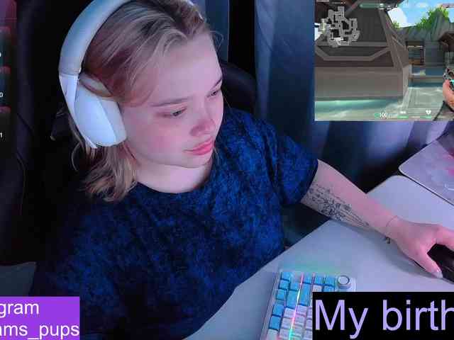AlinaAdams webcam