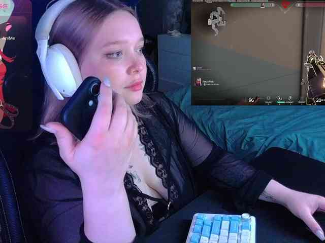 AlinaAdams webcam