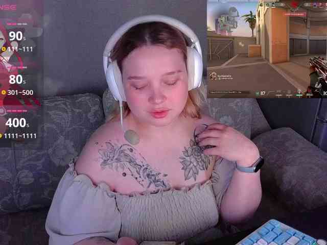 AlinaAdams webcam