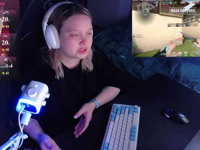 AlinaAdams webcam
