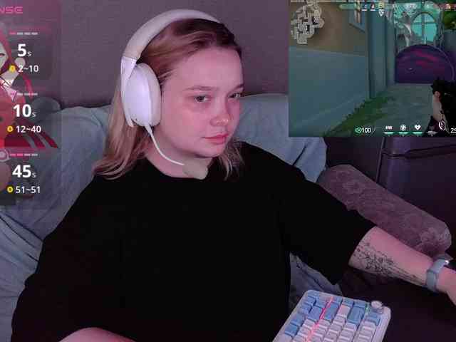 AlinaAdams webcam