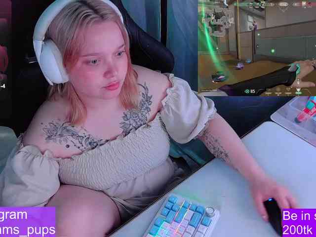 AlinaAdams webcam