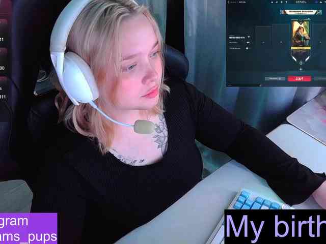 AlinaAdams webcam