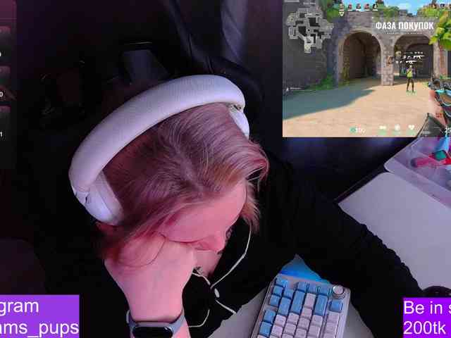 AlinaAdams webcam