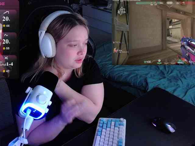 AlinaAdams webcam