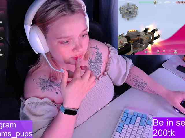 AlinaAdams webcam