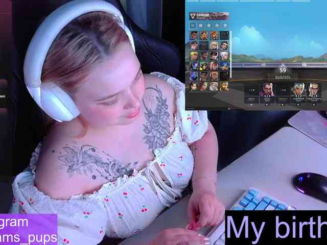 AlinaAdams webcam