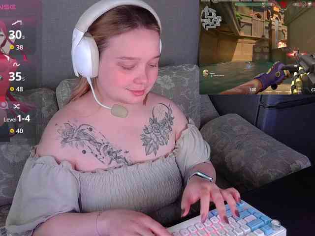 AlinaAdams webcam
