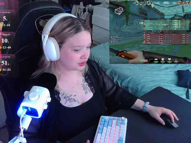 AlinaAdams webcam