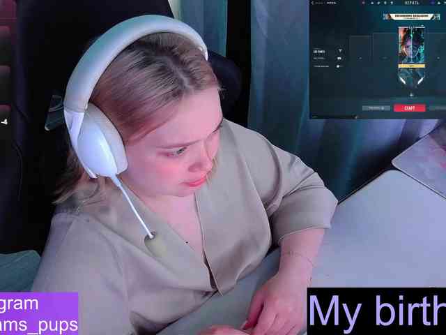 AlinaAdams webcam