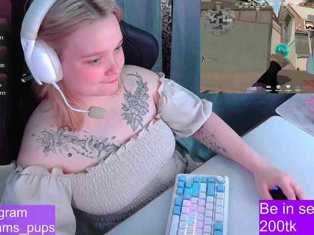 AlinaAdams webcam