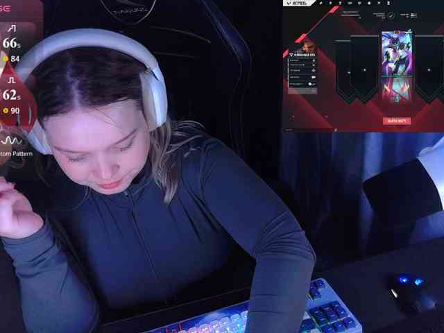 AlinaAdams webcam