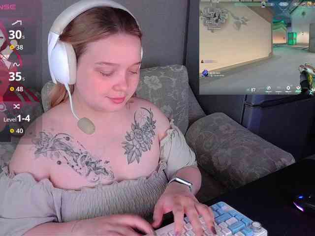 AlinaAdams webcam