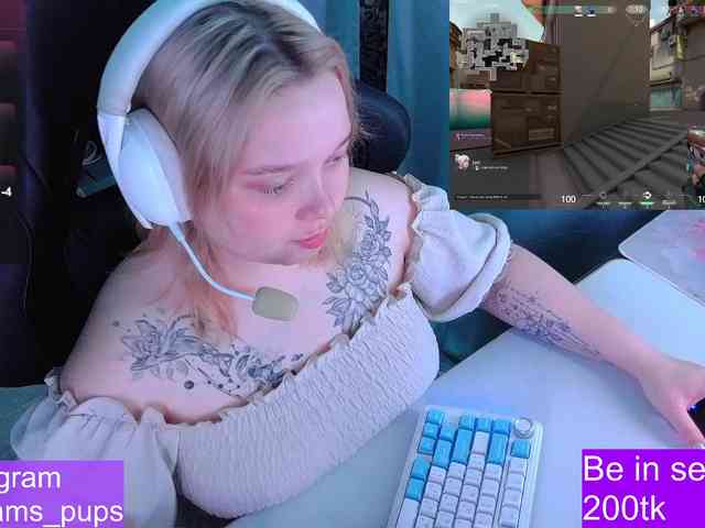 AlinaAdams webcam
