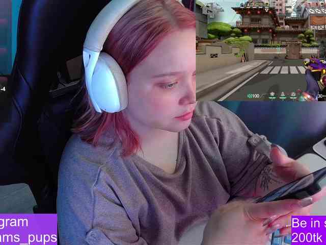 AlinaAdams webcam