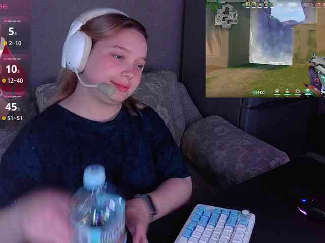 AlinaAdams webcam