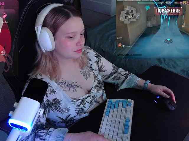 AlinaAdams webcam