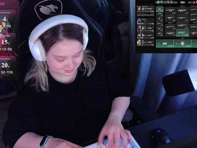 alinaadams's live room