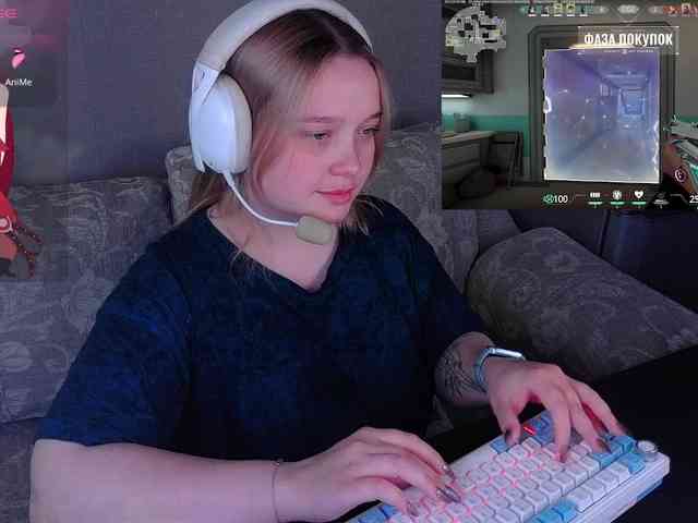 AlinaAdams webcam