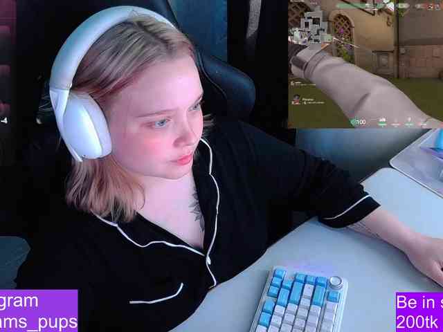 AlinaAdams webcam