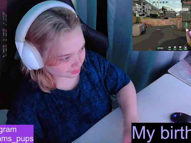 AlinaAdams webcam