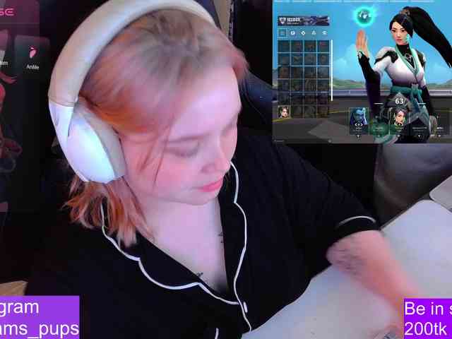 AlinaAdams webcam