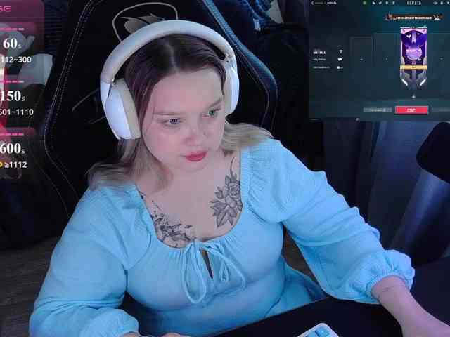 AlinaAdams webcam