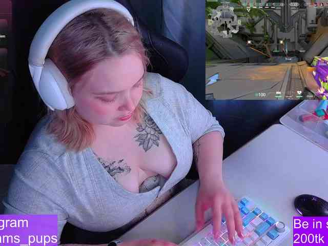 AlinaAdams webcam