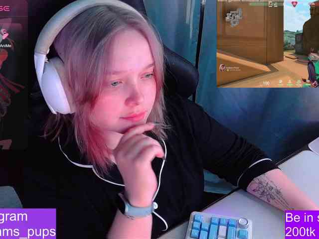 AlinaAdams webcam