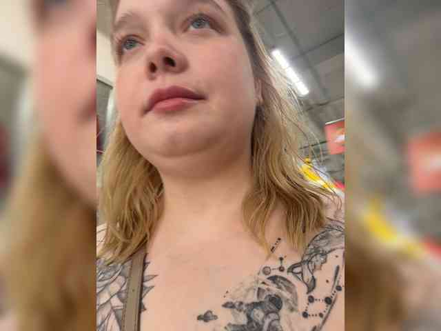 AlinaAdams webcam